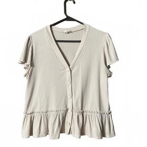 Peach Love Cream Button-Up Ruffle Hem Top Large